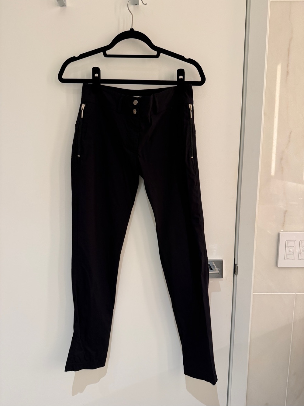 Anatomie Black Slim Travel Chinos